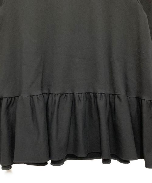 YORI（ヨリ）YORI (ヨリ) ぬくぬくヘムフリルブラウス ブラック サイズ:36 (S)の古着・服飾アイテム