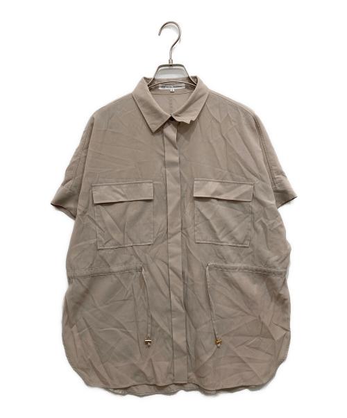 23区（ニジュウサンク）23区 (ニジュウサンク) ライトシアーマットクロス ミリタリーディティール シャツ ベージュ サイズ:Mの古着・服飾アイテム
