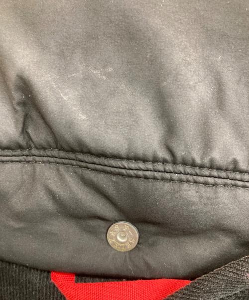 VINCENT ET MIREILLE（ヴァンソンエミレイユ）Vincent et Mireille (ヴァンソンエミレイユ) ステッチレスダウンコート ブラック サイズ:34の古着・服飾アイテム