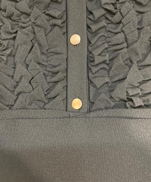 UNITED ARROWS TOKYO（ユナイテッドアローズトウキョウ）UNITED ARROWS TOKYO (ユナイテッドアローズトウキョウ) フリルニットベスト ブラック サイズ:freeの古着・服飾アイテム