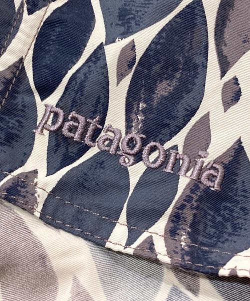 Patagonia（パタゴニア）Patagonia (パタゴニア) Wavefarer Boardshorts カーキ サイズ:SIZE 76cm (W30)の古着・服飾アイテム