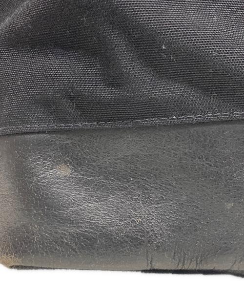 MSGM（エムエスジーエム）MSGM (エムエスジーエム) EASTPAK (イーストパック) ロゴ刺繍コラボリュック ブラックの古着・服飾アイテム