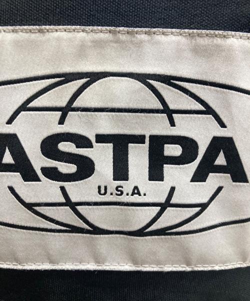 MSGM（エムエスジーエム）MSGM (エムエスジーエム) EASTPAK (イーストパック) ロゴ刺繍コラボリュック ブラックの古着・服飾アイテム