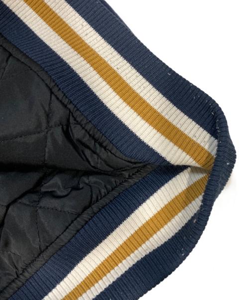 X-LARGE（エクストララージ）X-LARGE (エクストララージ) OG ロゴ バーシティジャケット ネイビー×アイボリー サイズ:Lの古着・服飾アイテム