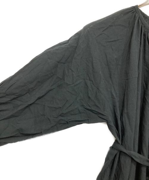 CLOTH&CROSS（クロスアンドクロス）CLOTH&CROSS (クロスアンドクロス) 袖ギャザーシャツワンピース ブラック サイズ:Fの古着・服飾アイテム