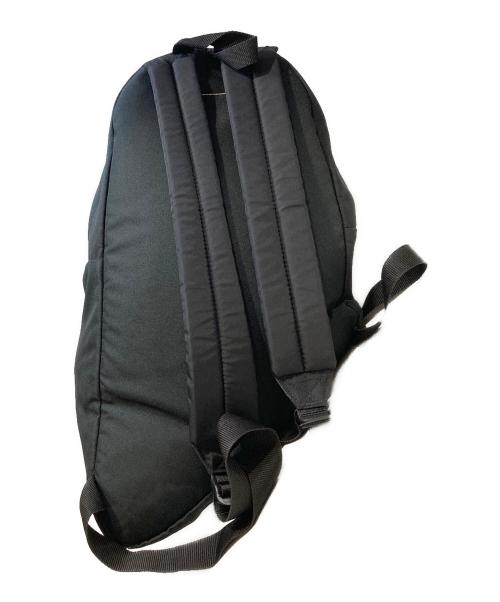 MM6 Maison Margiela（エムエムシックスメゾンマルジェラ）MM6 Maison Margiela (エムエムシックスメゾンマルジェラ) EASTPAK (イーストパック) アシンメトリーバックパック ブラックの古着・服飾アイテム