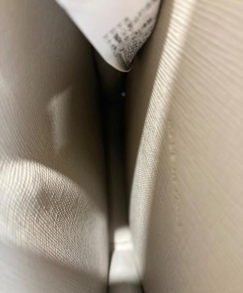 MARNI（マルニ）MARNI (マルニ) ストラップフォンケース レッドの古着・服飾アイテム