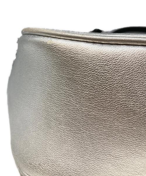 MARC JACOBS（マークジェイコブス）MARC JACOBS (マークジェイコブス) ショルダーバッグ シルバーの古着・服飾アイテム