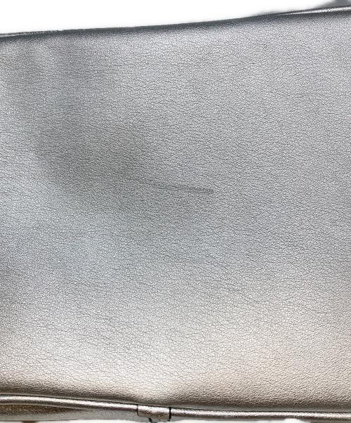 MARC JACOBS（マークジェイコブス）MARC JACOBS (マークジェイコブス) ショルダーバッグ シルバーの古着・服飾アイテム