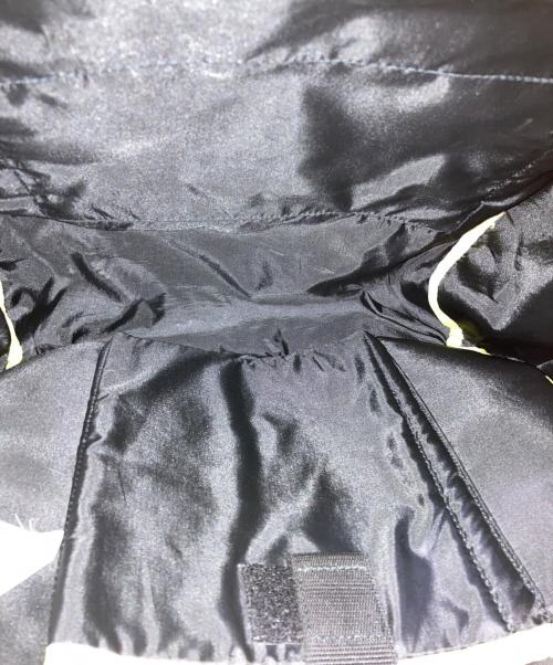 MSGM（エムエスジーエム）MSGM (エムエスジーエム) EASTPAK (イーストパック) ロゴ刺繍コラボリュック ブラックの古着・服飾アイテム