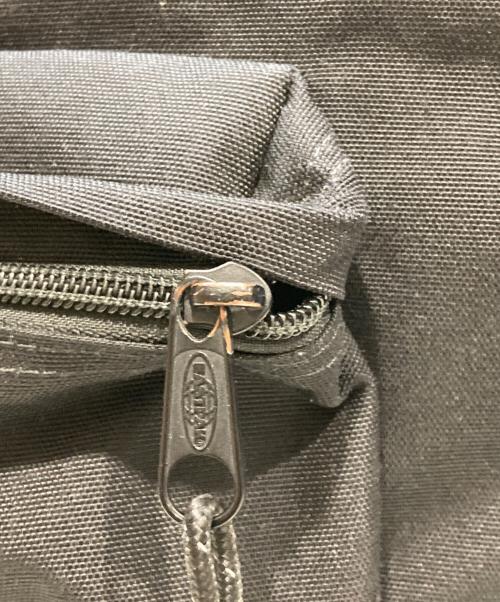 MSGM（エムエスジーエム）MSGM (エムエスジーエム) EASTPAK (イーストパック) ロゴ刺繍コラボリュック ブラックの古着・服飾アイテム