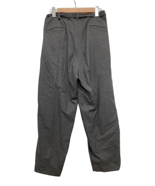 eofm（イオフム）eofm (イオフム) ベルテッドパンツ グレー サイズ:Lの古着・服飾アイテム