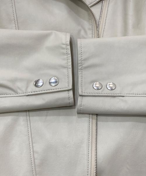 Leilian（レリアン）LEILIAN (レリアン) エコレザージャケット ホワイト サイズ:Mの古着・服飾アイテム