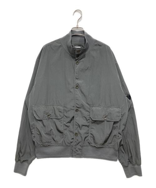 C.P COMPANY（シーピーカンパニー）C.P COMPANY (シーピーカンパニー) FULL BUTTON JACKET グレー サイズ:XLの古着・服飾アイテム
