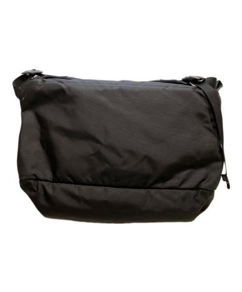 MONOLITH（モノリス）MONOLITH (モノリス) STANDARD DAYPACK L ブラックの古着・服飾アイテム