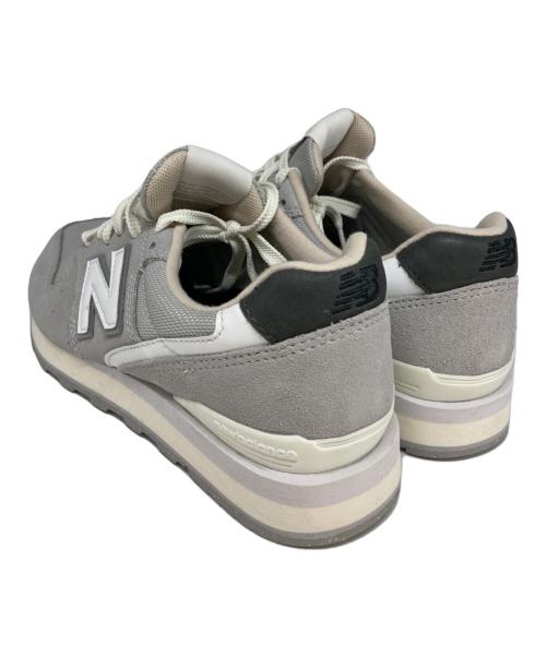 NEW BALANCE（ニューバランス）NEW BALANCE (ニューバランス) ローカットスニーカー グレー サイズ:24の古着・服飾アイテム