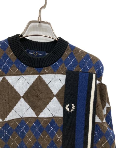 FRED PERRY（フレッドペリー）FRED PERRY (フレッドペリー) ロゴ刺繍アーガイルニット ネイビー×ブラウン サイズ:Mの古着・服飾アイテム