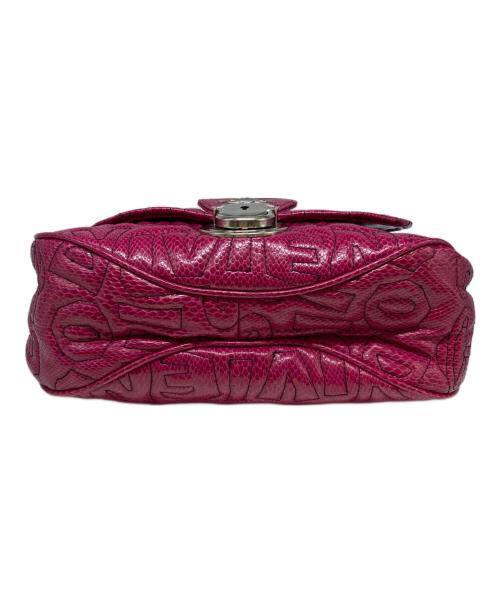 Vivienne Westwood（ヴィヴィアンウエストウッド）Vivienne Westwood (ヴィヴィアンウエストウッド) 2WAY型押しハンドバッグ ショッキングピンクの古着・服飾アイテム
