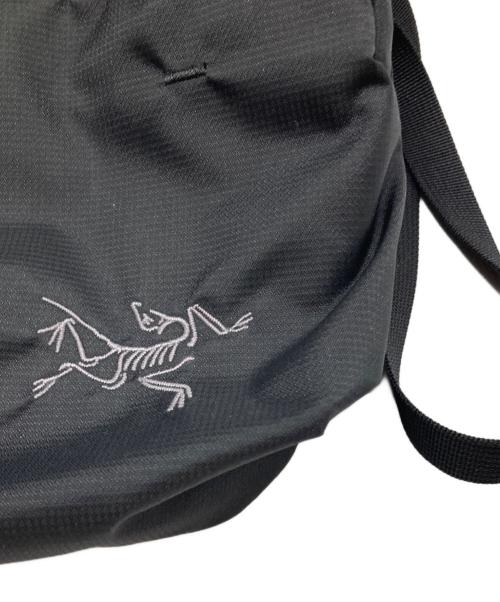 ARC'TERYX（アークテリクス）ARC'TERYX (アークテリクス) ヒリアドクロスボディバッグ ブラックの古着・服飾アイテム