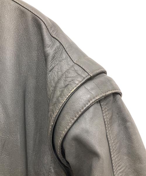 echtes leder（エヒテス レーダァ）echtes leder (エヒテス レーダァ) レザージャケット グレー サイズ:56の古着・服飾アイテム