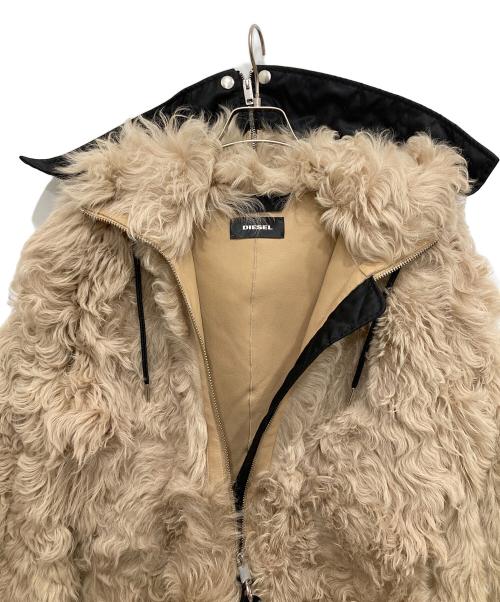 DIESEL（ディーゼル）DIESEL (ディーゼル) ラムスキンファーコート ベージュ サイズ:XXS（170/76A）の古着・服飾アイテム