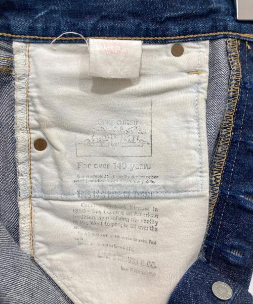 LEVI'S（リーバイス）LEVI'S (リーバイス) デニムパンツ ネイビー サイズ:W31の古着・服飾アイテム