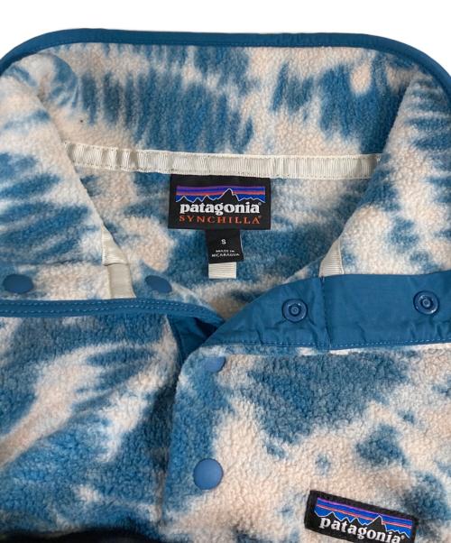 Patagonia（パタゴニア）Patagonia (パタゴニア) W's LW Synch Snap-T P/O ブルー×ホワイト サイズ:Sの古着・服飾アイテム