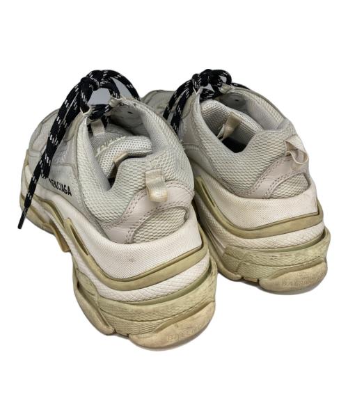 BALENCIAGA（バレンシアガ）BALENCIAGA (バレンシアガ) TRIPLE S ホワイト サイズ:24.5の古着・服飾アイテム