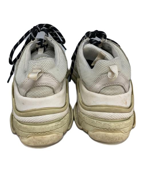 BALENCIAGA（バレンシアガ）BALENCIAGA (バレンシアガ) TRIPLE S ホワイト サイズ:24.5の古着・服飾アイテム