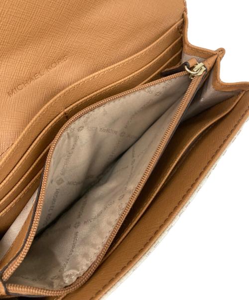 MICHAEL KORS（マイケル・コース）MICHAEL KORS (マイケル・コース) 長財布 ホワイト×ベージュの古着・服飾アイテム