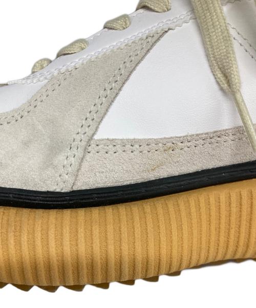 Onitsuka Tiger（オニツカタイガー）Onitsuka Tiger (オニツカタイガー) DELECITY ホワイト×ベージュ サイズ:23.5の古着・服飾アイテム