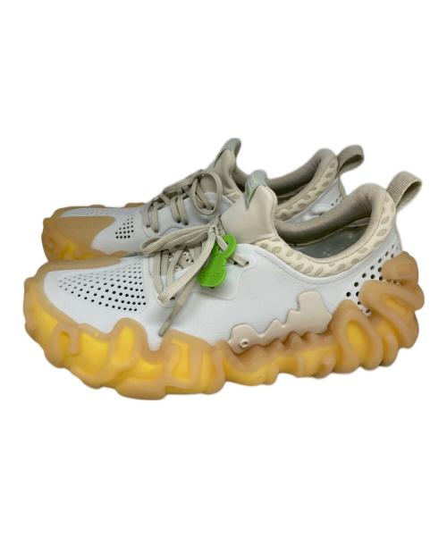 crocs（クロックス）crocs (クロックス) ローカットスニーカー ホワイト×ベージュ サイズ:m9/w11の古着・服飾アイテム