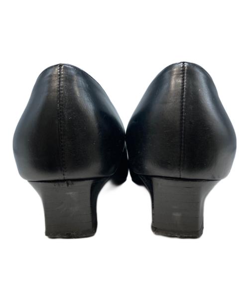 Salvatore Ferragamo（サルヴァトーレ フェラガモ）Salvatore Ferragamo (サルヴァトーレ フェラガモ) 3連ガンチーニパンプス ブラック サイズ:4　1//2C(22.5cm）の古着・服飾アイテム