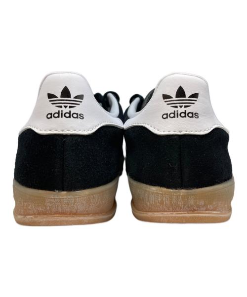 adidas（アディダス）adidas (アディダス) ローカットスニーカー ホワイト サイズ:23.5cmの古着・服飾アイテム