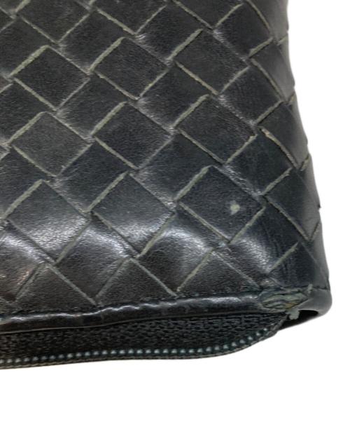 BOTTEGA VENETA（ボッテガベネタ）BOTTEGA VENETA (ボッテガベネタ) イントレチャート2つ折り財布 ブラックの古着・服飾アイテム