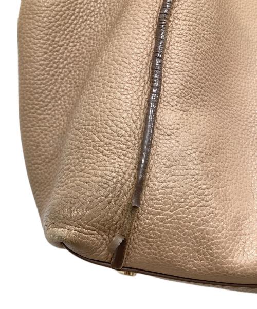 TOD'S（トッズ）TOD'S (トッズ) ダブルTリングトートバッグ ベージュの古着・服飾アイテム