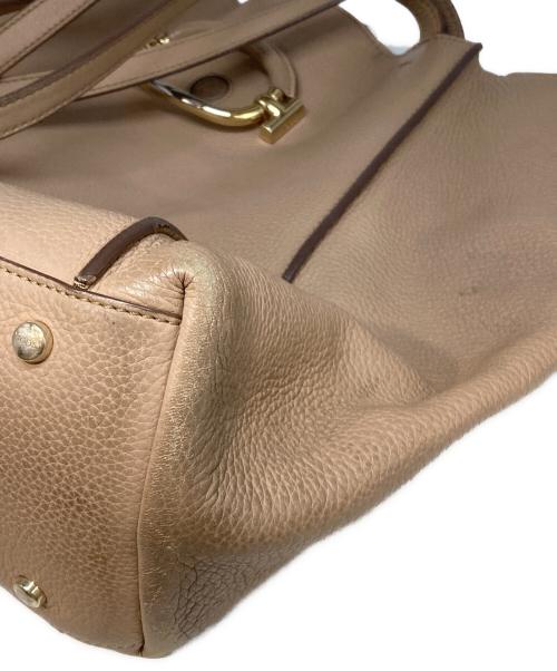 TOD'S（トッズ）TOD'S (トッズ) ダブルTリングトートバッグ ベージュの古着・服飾アイテム