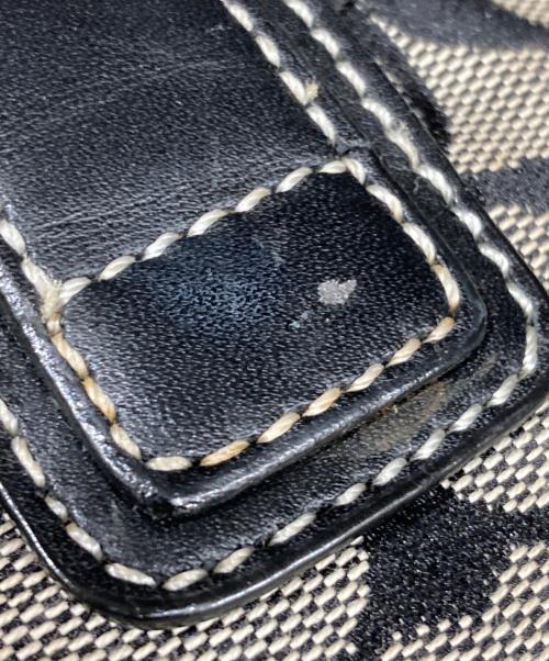 COACH（コーチ）COACH (コーチ) ハンドポーチ グレー×ブラックの古着・服飾アイテム