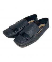 sergio rossi（セルジオロッシ）の古着「SR1 Slipper メタルプレートフラットシューズ」｜ブラック