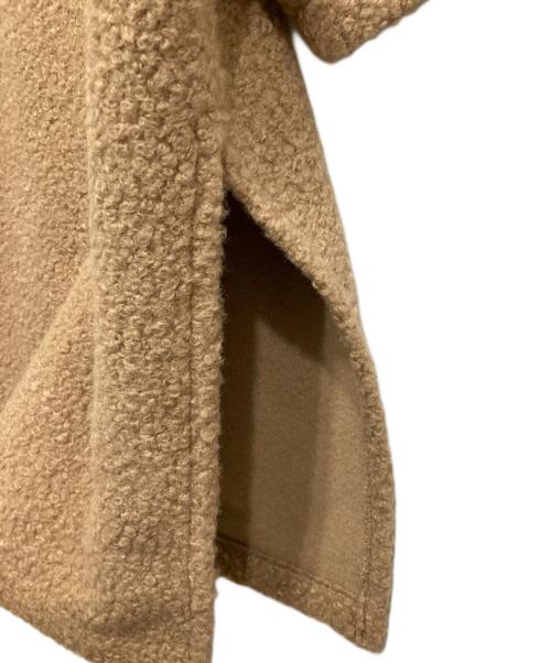malla（マーラ）malla (マーラ) フーデッドボアコート ベージュ サイズ:38の古着・服飾アイテム