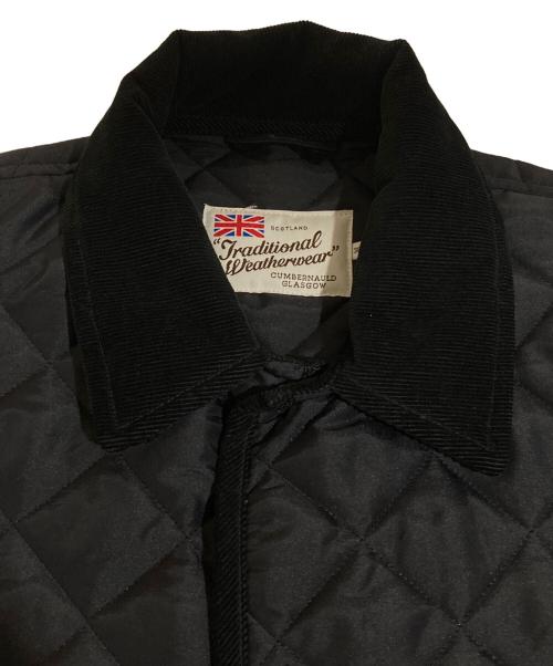 Traditional Weatherwear（トラディショナルウェザーウェア）Traditional Weatherwear (トラディショナルウェザーウェア) WAVERLY STUDS SHORT ネイビー サイズ:38の古着・服飾アイテム