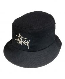 stussy（ステューシー）の古着「ロゴ刺繍バケットハット」｜ブラック