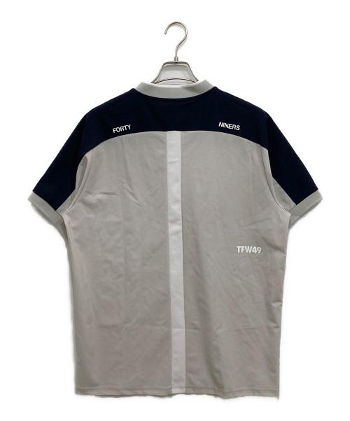 TFW49（ティーエフダブリューフォーティーナイン）TFW49 (ティーエフダブリューフォーティーナイン) SIDE MESH COLLARLESS POLO/ポロシャツ グレー サイズ:XXLの古着・服飾アイテム