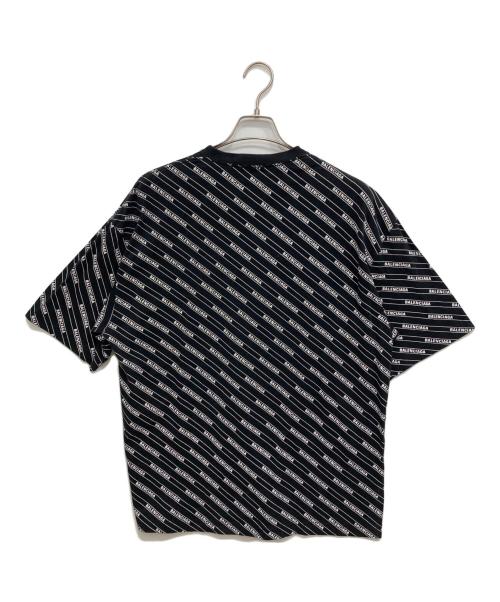 BALENCIAGA（バレンシアガ）BALENCIAGA (バレンシアガ) ALL OVER LOGO T-SHIRT ブラック サイズ:Lの古着・服飾アイテム