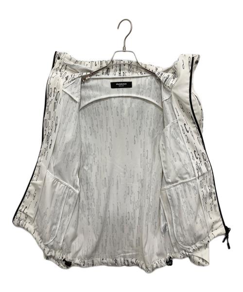 1PIU1UGUALE3 RELAX（ウノピゥウノウグァーレトレ リラックス）1PIU1UGUALE3 RELAX (ウノピゥウノウグァーレトレ リラックス) 4WAY総柄グラフィックジャケット ホワイト サイズ:Sの古着・服飾アイテム