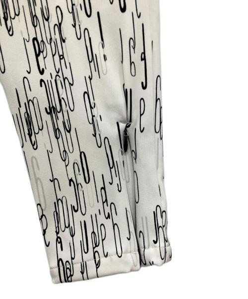 1PIU1UGUALE3 RELAX（ウノピゥウノウグァーレトレ リラックス）1PIU1UGUALE3 RELAX (ウノピゥウノウグァーレトレ リラックス) 4WAY総柄グラフィックサルエルパンツ ホワイト サイズ:Sの古着・服飾アイテム