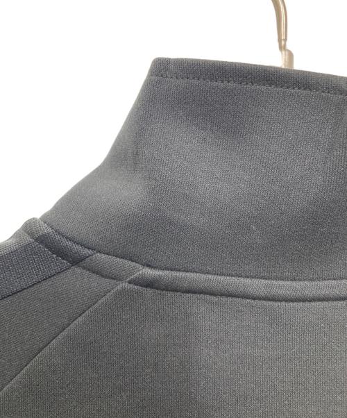 F.C.R.B.（エフシーレアルブリストル）F.C.R.B. (エフシーレアルブリストル) TRAINING TRACK JACKET グレー サイズ:Mの古着・服飾アイテム