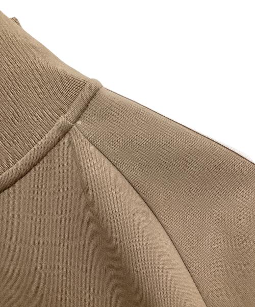 F.C.R.B.（エフシーレアルブリストル）F.C.R.B. (エフシーレアルブリストル) TRAINING TRACK JACKET ベージュ サイズ:XLの古着・服飾アイテム