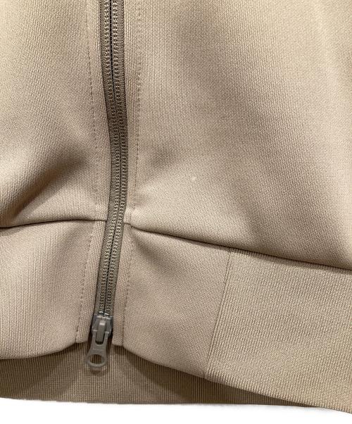 F.C.R.B.（エフシーレアルブリストル）F.C.R.B. (エフシーレアルブリストル) TRAINING TRACK JACKET ベージュ サイズ:XLの古着・服飾アイテム