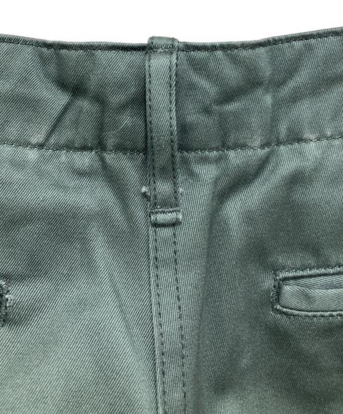 BURGUS PLUS（バーガスプラス）BURGUS PLUS (バーガスプラス) トラウザーパンツ オリーブ サイズ:31の古着・服飾アイテム